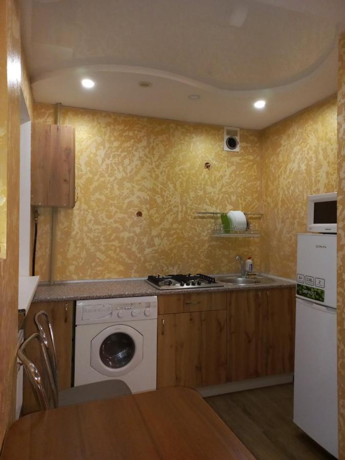 Большая 3 Комнатная Квартира Çerkassi Dış mekan fotoğraf